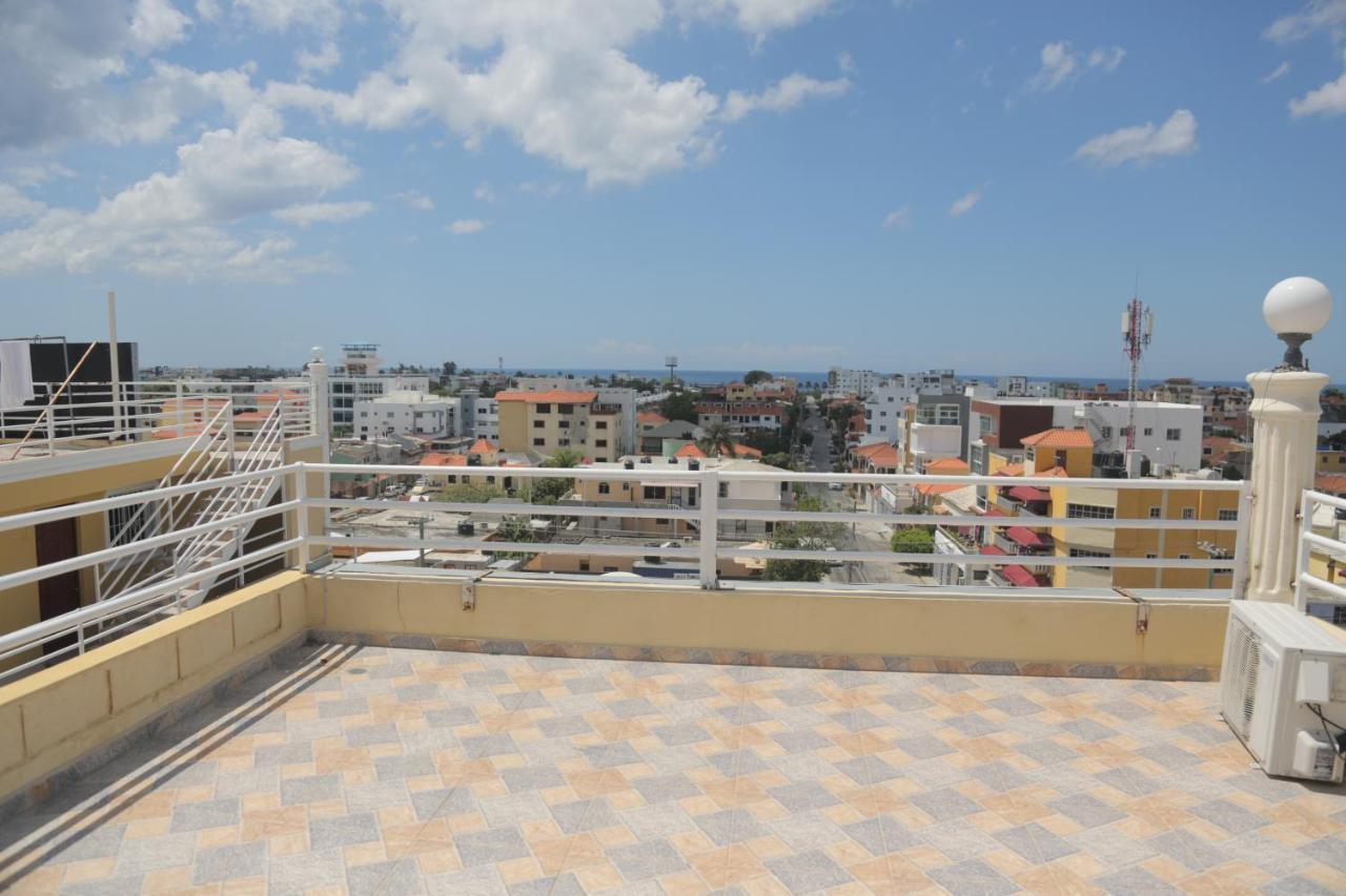 Bnb Tropical Island Aparthotel - Corales Del Sur - Santo Domingo Este Экстерьер фото