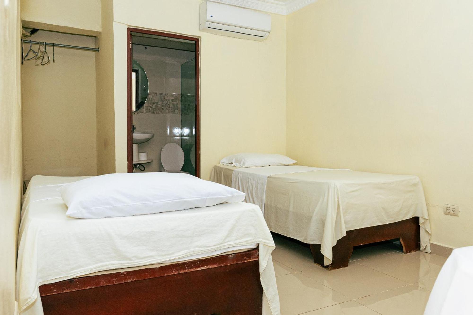 Bnb Tropical Island Aparthotel - Corales Del Sur - Santo Domingo Este Экстерьер фото