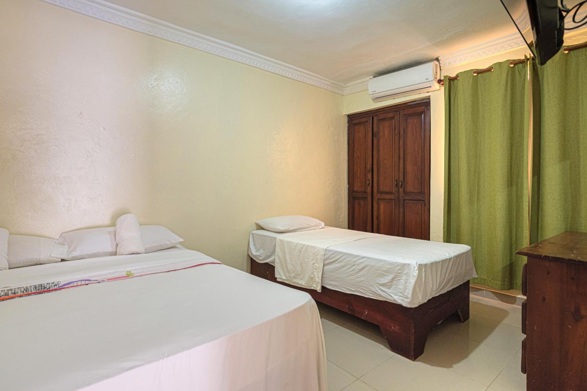 Bnb Tropical Island Aparthotel - Corales Del Sur - Santo Domingo Este Экстерьер фото